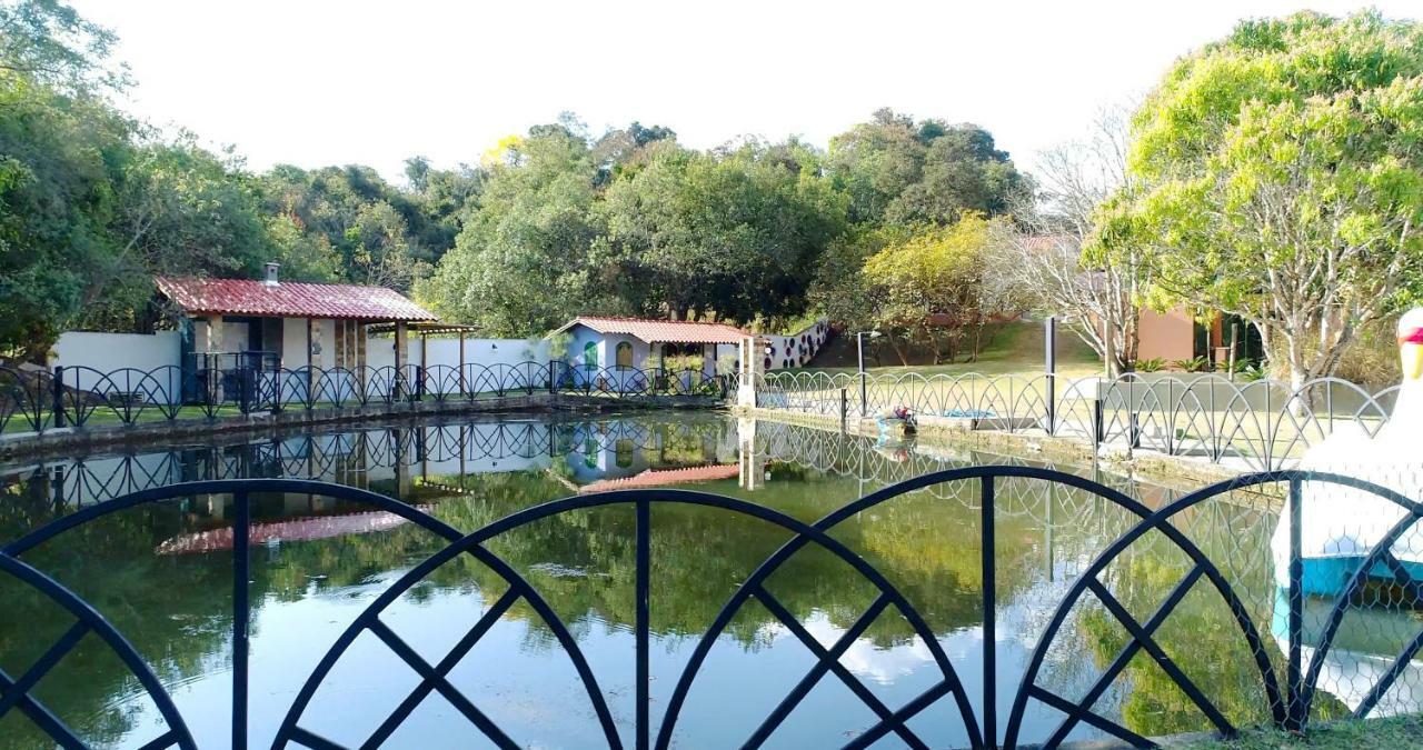 Recanto Mariane Santo Antonio do Amparo Buitenkant foto